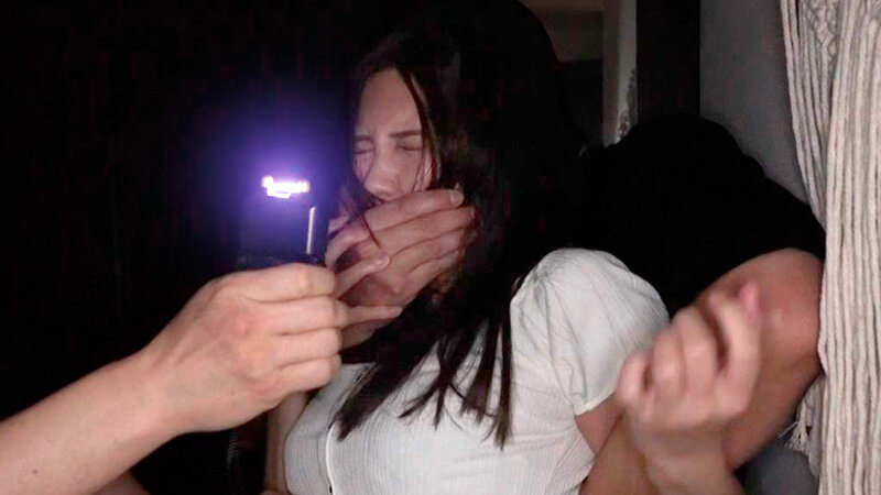 【中出し】 一人暮らしの美女が鬼畜犯罪集団に狙われる自宅押込み中出しレ...