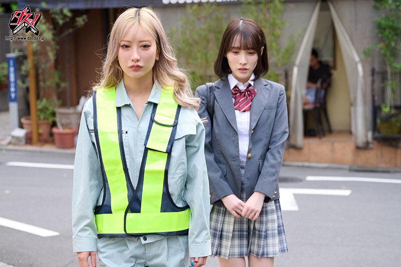 【中出し】 美人母娘、イタダキマス。数十年前に孕ませた女とその娘に会い...