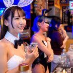 【中出し】 新人！都内で話題沸騰！飲んでも絶対勃たせてくれる中出しOK エロカワバニーガルバ店員AVデビュー！！ あおい藍 『高画質』