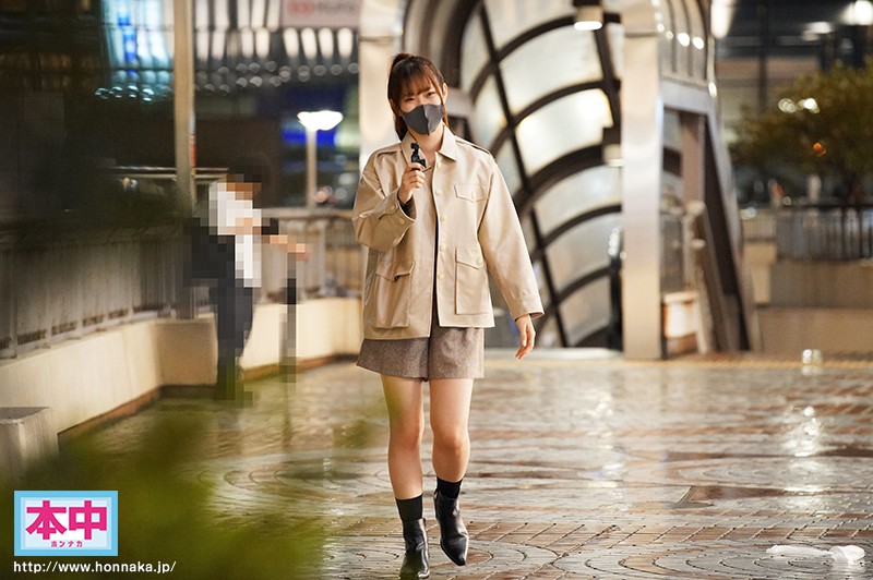 【中出し】 ターゲットはサラリーマン！いきなり目の前に美谷朱里が現れて...