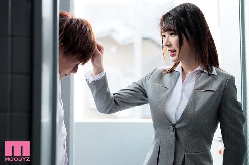 【中出し】 寮の向かい部屋は僕の憧れ巨乳女教師 こっそり覗きを楽しんで...