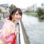 【中出し】 某有名動画サイトで人気上昇中の超敏感な美人温泉レポーターしほちゃん 混浴しながら天然イキ潮かけ流すハメ撮り映像をAV発売しちゃいました。 ナンパJAPAN EXPRESS Vol.92 『高画質』
