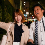 【中出し】 「終電無いならウチきます？」妻が待っているのに終電逃し後輩女子の家に泊まることに…仕事姿からは想像できなかった巨乳に盛り上がりすぎて騎乗位で中出しさせてもらった 紺野るり 『高画質』