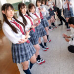 【中出し】 校内立ちんぼ女子〇生！ホ別1.5？校内でヤレばホテル代無料！交渉次第でNNOK！援交・パパ活する女子たちは最近公園で取り締まりが厳しく… 『高画質』