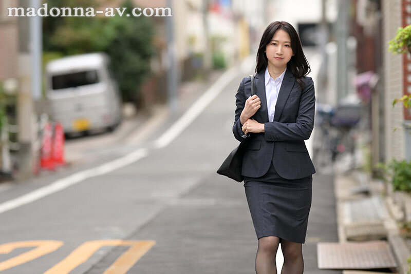 【中出し】 女上司、歪んだ刺激と躾に溺れるSM不倫性交。昼休みはダメな...