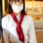 【中出し】 新人 ミ〇ュ〇ン2つ星店で修行中の顔バレNGパティシエ素人娘 性欲強すぎて勢いでマスク取っちゃっておっぱい丸出し中出しAV debut！！ りんちゃん 『高画質』