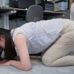 【中出し】 働く巨尻お姉さんのピタパンに我慢できず即ズボッ！！全編セックス5本番！！ 佐山愛 『高画質』