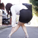 【中出し】 派遣マッサージ師にきわどい秘部を触られすぎて、快楽に耐え切れず寝取られました。 弥生みづき 『高画質』