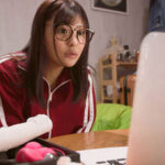 【中出し】 「先っぽ3cmだけ貸して」義理の妹の強引な要求に耐え切れず…デカ尻騎乗位に発展し中出し！！ 似鳥日菜 『高画質』