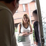 【中出し】 種付け性処理団地…中出し当番の奥様は、毎日団地のゴミ部屋に住む巨根オヤジに寝取られ続け、ひたすらイキまくる肉便器になって汚された。 新村あかり 『高画質』