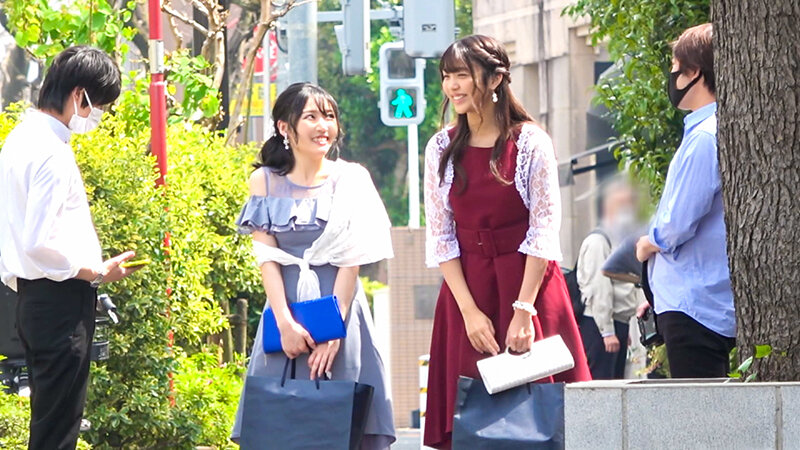 【中出し】 結婚式場付近でモデルのようなパーティドレスを着こなす挙式帰...