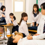 【中出し】 「いいんです!学校でイジメられても。だって家に帰ればイジメっ子たちが絶対してない濃厚なセックスをイジメられっ子同士でしているから…」2 『高画質』