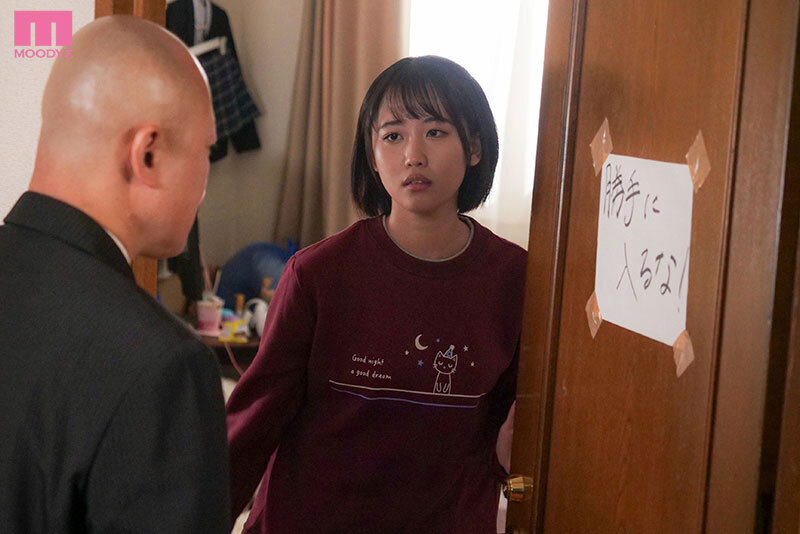 【中出し】 嫁の連れ子をイラマチオ！ゴミ部屋に引きこもる反抗期の義娘を...