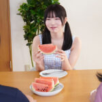 【中出し】 ある夏の熱帯夜、ママに内緒で義父から布団の中で種付けプレスされて早5年、まさか大人になっても夜●い中出しが続くなんて… 三浜唯 『FANZA』