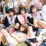 【中出し】 「おじさん！私たちと一緒なら寂しくないでしょ？」行き場のない家出少女たちがゴミ屋敷に侵入！そこで寂しく暮らすおじさんとヤリまくり共同生活！ 『FANZA』