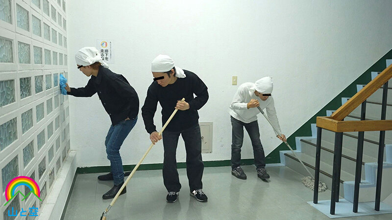 【中出し】 トラウマ同窓会 爆乳すぎて中坊時代の俺等を悩ませた女教師に...