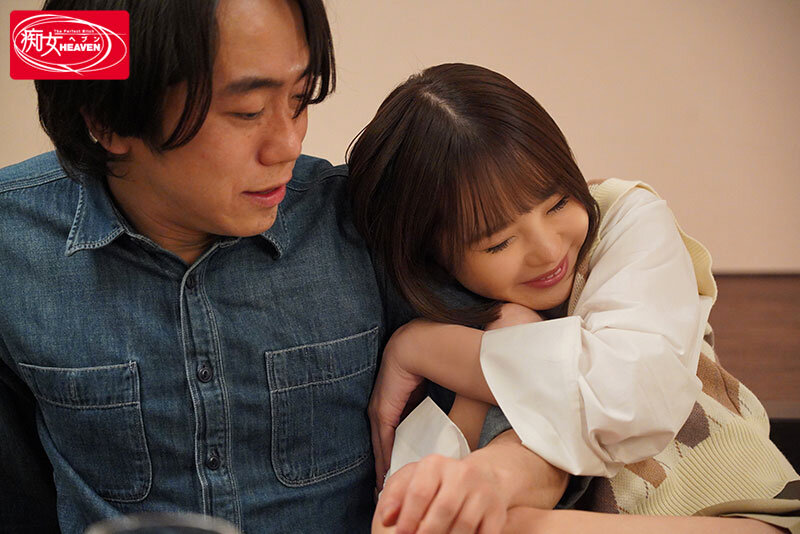 【中出し】 酔うとまたがりベロキス魔になる後輩いちかに涎ぐちょりぐちょ...