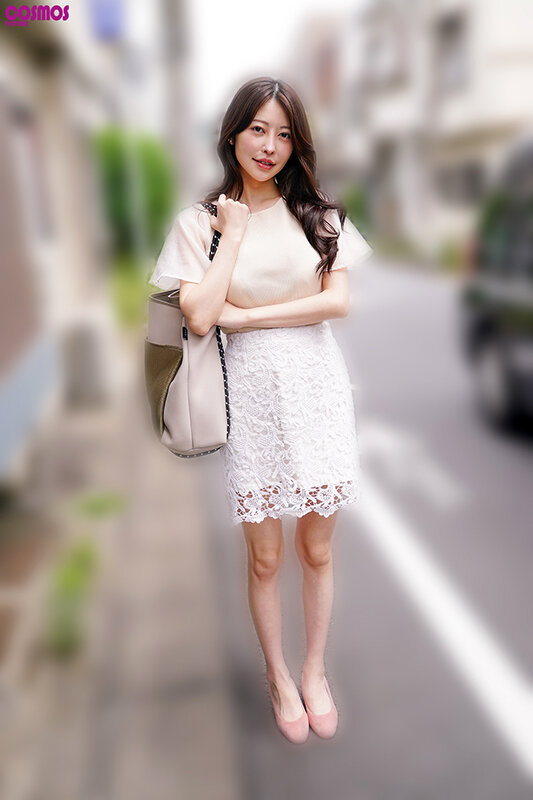 【中出し】 素人妻が一般大学生の自宅にコンドーム1つ渡され一泊 一度の...