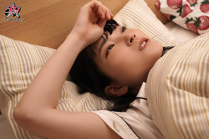 【中出し】 闇医者の脱法媚薬キメセクに堕ちた清純スレンダー彼女 伊織ひ...