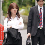 【中出し】 知人デリヘル。本番ナシのデリヘル呼んだら、高圧的な先輩がやってきた。 大槻ひびき 『FANZA』