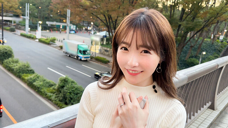 【中出し】 【乳首ビンビン】スレンダー華奢妻31 歳 敏感乳首を弄られ...