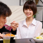 【中出し】 突然の豪雨でズブ濡れ… 帰れなくなった愛しの幼なじみ 月乃ルナ 『FANZA』