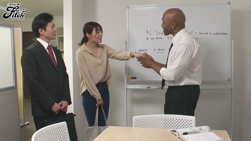 【中出し】 黒人解禁！英会話NTR 極太の黒マラSEXに溺れた美巨乳妻...