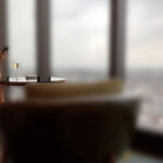 【中出し】 オトナ美スタイル女子に出会える！噂の高層階BARラウンジ エッグい腰振り騎乗位でナマ5射精中出しSEX 木下ひまり 『FANZA』