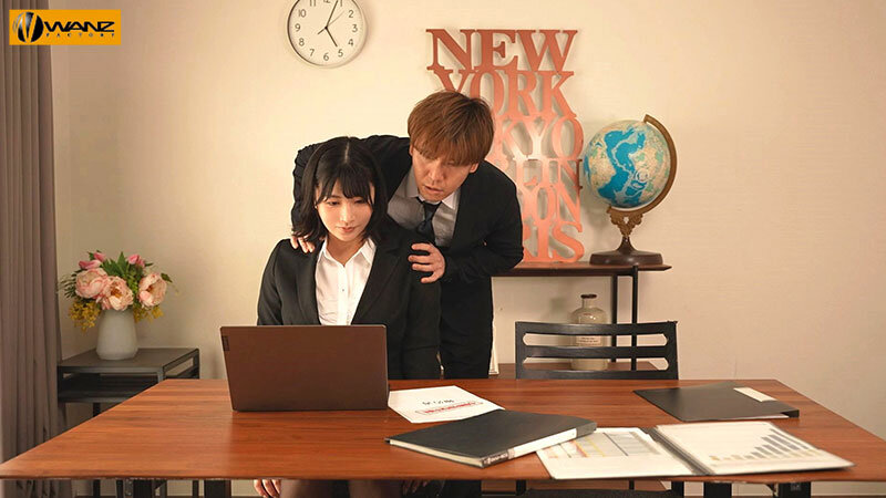 【中出し】 終電を逃した地味巨乳の後輩を連れ込みヤルつもりが…ほろ酔い...