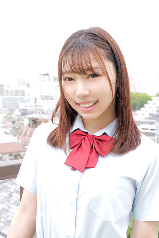 【中出し】 素人女子校生の皆さん！開放的な青空の下で超濃厚なベロチュウ...