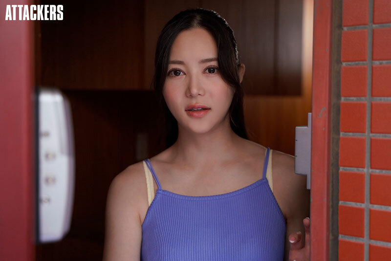 【中出し】 欲求不満な人妻と真昼間から汗だくになってヤリまくる。 白峰...