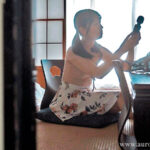 【中出し】 「わたしを孕ませて…おじちゃん…」 膨らみ始めた乳房を叔父達に悪戯されて…淫乱中出し孕ませ懐妊 中年チ〇ポ偏愛女学生 帰省してきた姪っ子の美乳 南見つばさ 『FANZA』