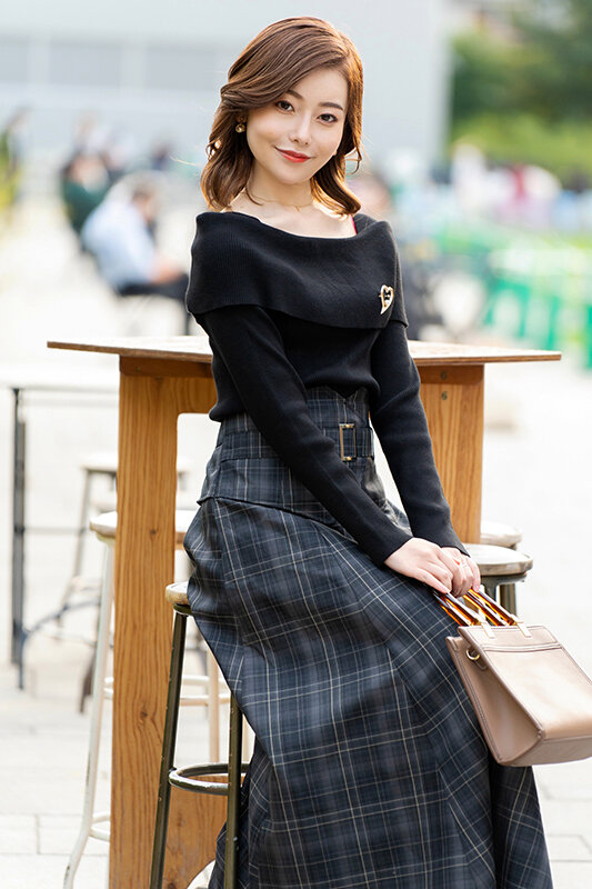 【中出し】 【色気むんむん】キレカワ美女奥様27歳。セフレ男子大学生と...