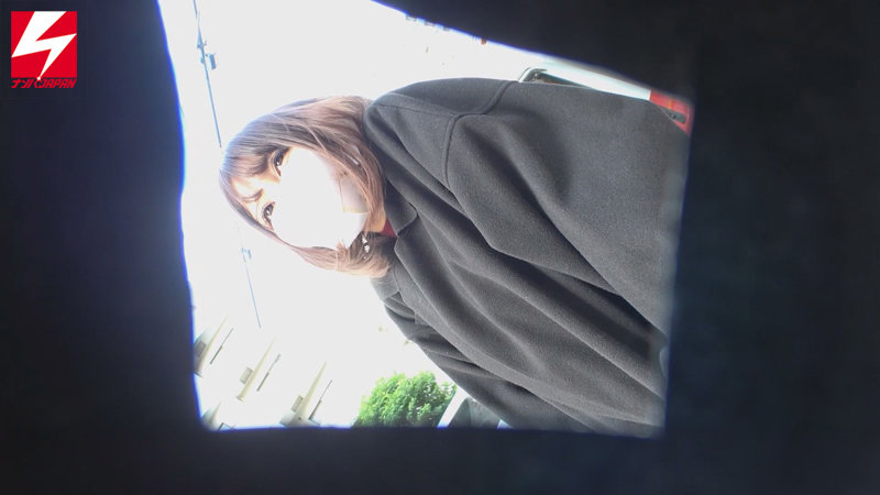 【中出し】 街中で声かけて釣れた色気溢れるラウンジ嬢に伝説の10000...