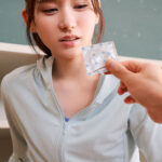 【中出し】 コンドームが破れてまさかの生ハメ！超加速するピストンで何度も中出し！ 五日市芽依 『FANZA』