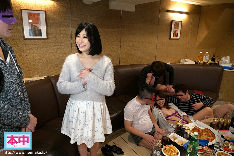 【中出し】 留学生の初体験！日本人の生チ○ポと異文化交流中出し乱交記録...