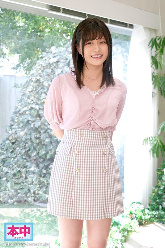 【中出し】 ゆるふわ現役リケジョ初めてのナマ中出し 奏音かのん 『FA...