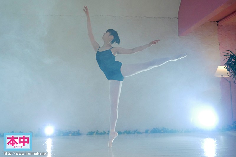 【中出し】 現役女子大生バレリーナ初めてのナマ中出し 野々宮すず 『F...