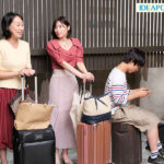 【中出し】 「おち〇ちん勃起させてごめんね。」 義理の息子が女湯でフル勃起！？戸惑った義母がこっそりヌイてあげるも自身も欲求不満なので性のおもちゃにシテあげた 仲村みう 『FANZA』