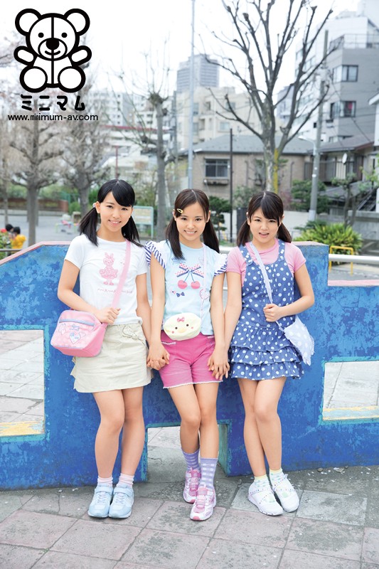 【中出し】 仲良し3人組のワレメに1本のチ○コを代わる代わる挿入して ...