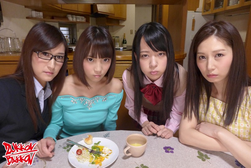 【中出し】 うちのエリート家族に催●術が効きすぎたから子作り 『FAN...