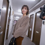 【中出し】 素人妻が一般大学生の自宅にコンドーム1つ渡され一泊一度のゴム姦では満足できず宿泊中2度もガチ中出しを許してしまう騎乗位でイキ乱れるFカップ妻 ゆみさん32歳 『FANZA』