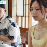 【中出し】 夏の終わりの汗だく中出し性交 人妻になったお従姉ちゃんの無防備な色気にボクは理性を抑えられず…。 明里つむぎ 『FANZA』