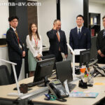 【中出し】 滴る愛液、本・能・全・開SEXー。 夫の上司に自分が心底’雌’だと理解らされた着床交尾7日間ー。 宮下華奈 『FANZA』