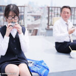 【中出し】 会社で一番目立たないアラサー喪女とヤったら最高だった。 アダ名はクサコ、視力悪すぎ瓶底メガネ、デスクはゴミの山。離婚したばっかりだからコイツでイイやと思って家に行ったら…。 倉木しおり 『FANZA』