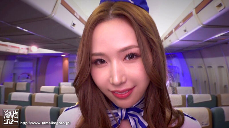 【中出し】 ムチムチドすけべ巨乳キャビンアテンダントとイク！タダマン航...