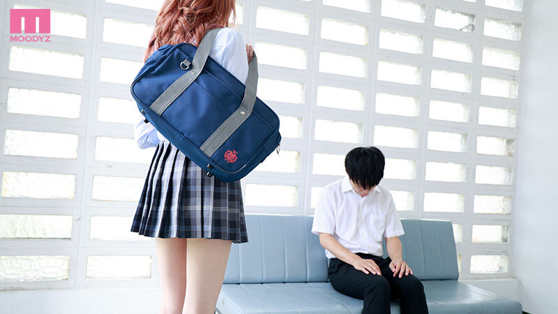 【中出し】 「パコってやるから元気だしなよ？」 オタクに優しい同級生の...