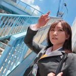 【中出し】 ピタパンOLアナルを即クンニ！内見中の肛門クンニが忘れられないデカ尻不動産レディが新居に押しかけて来たので、むれ匂うパンツスーツ尻穴を舐めほじって中出ししてあげた わか菜ほの 『FANZA』