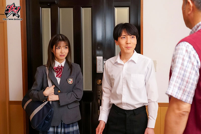 【中出し】 華奢スレンダー美少女な彼女が俺の親父に寝取られ種付けプレス...