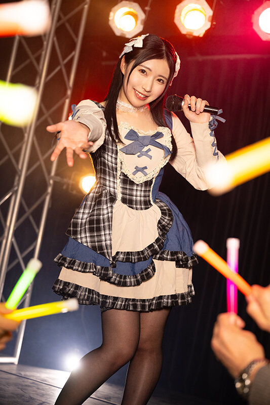 【中出し】 裏切られた気持ち キモヲタファンに肉便器にされた清楚系人気...